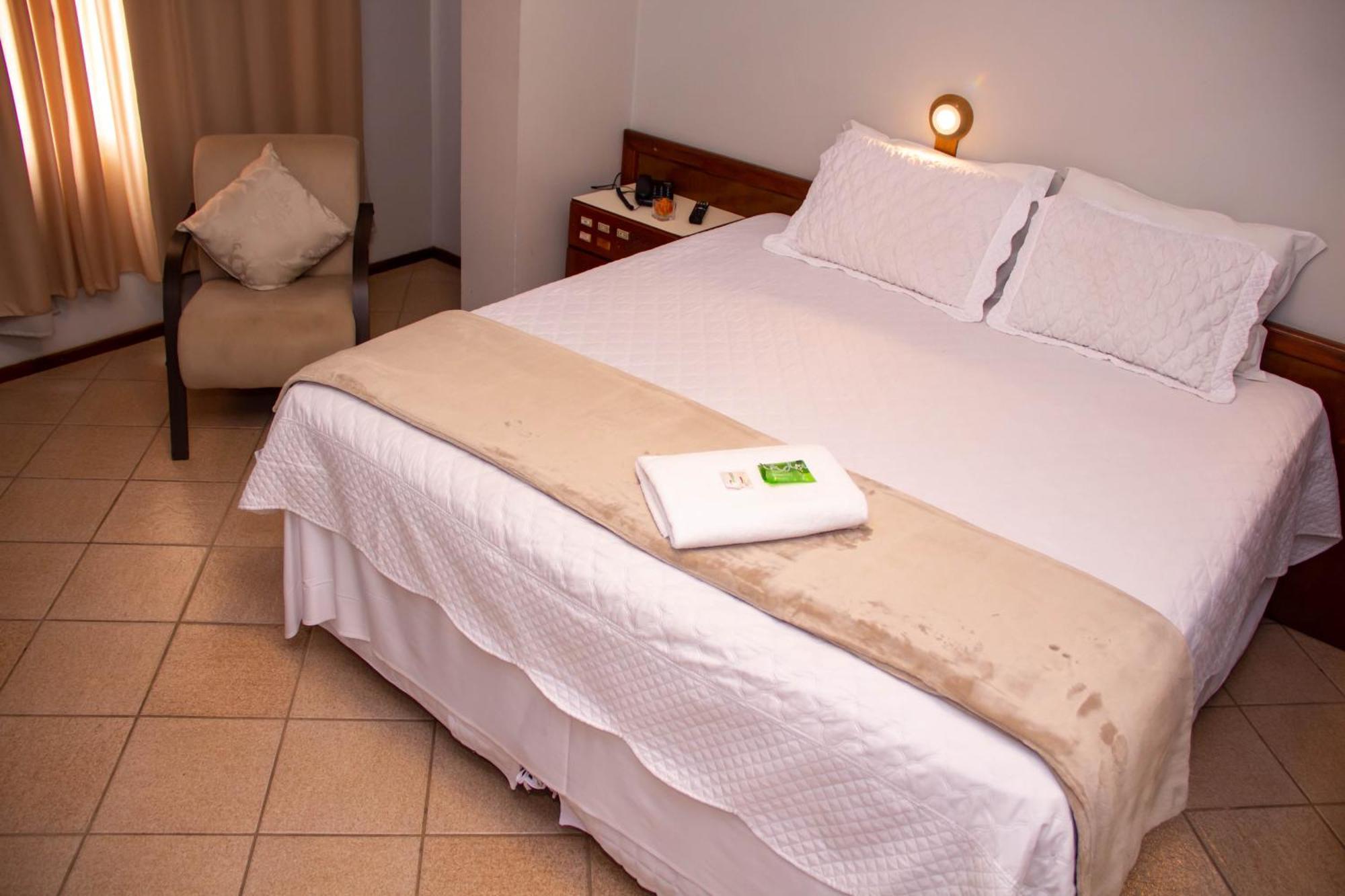 Hotel Domhof Blumenau Extérieur photo