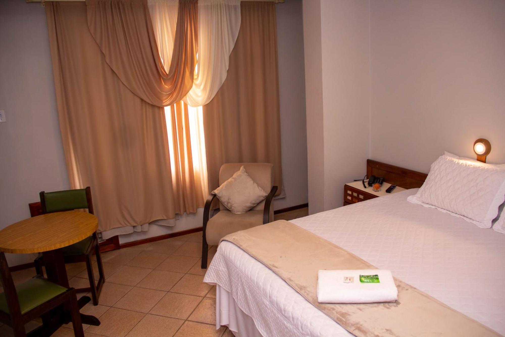 Hotel Domhof Blumenau Extérieur photo