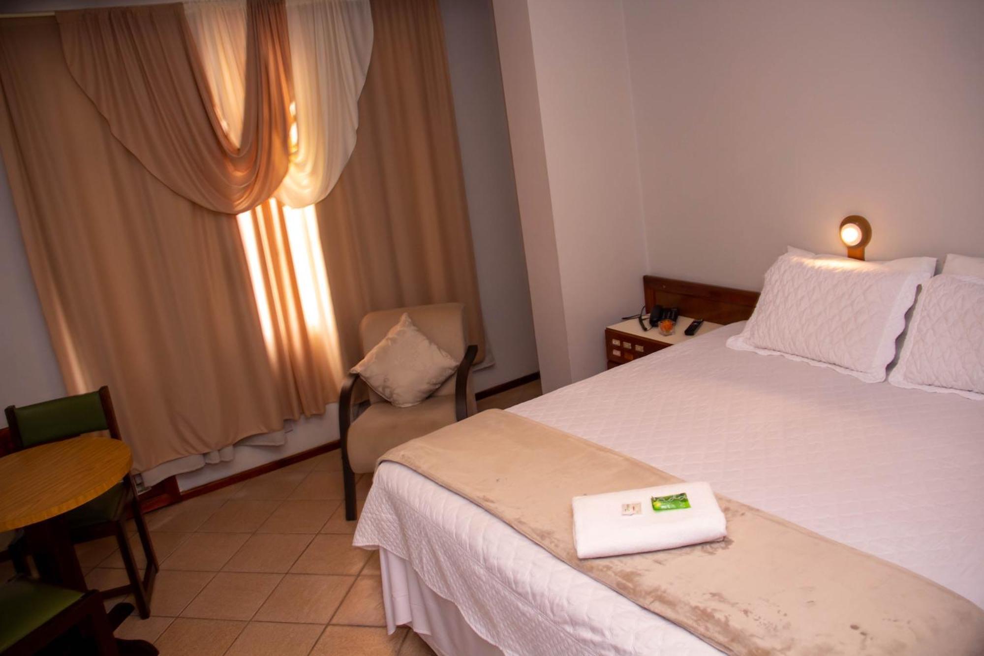 Hotel Domhof Blumenau Extérieur photo